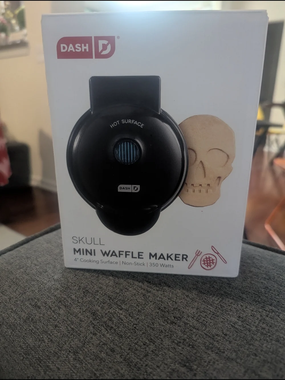 Dash Skull Mini Waffle Maker in Black